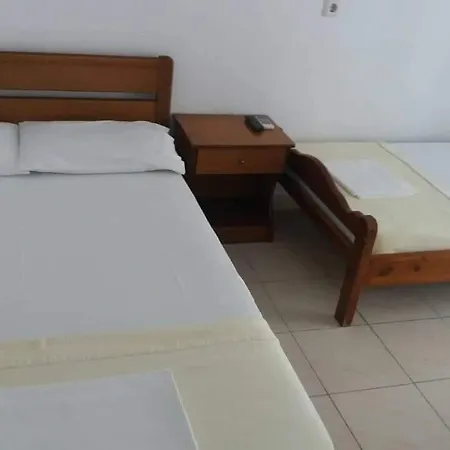 Hodinový hotel Margianna Rooms *